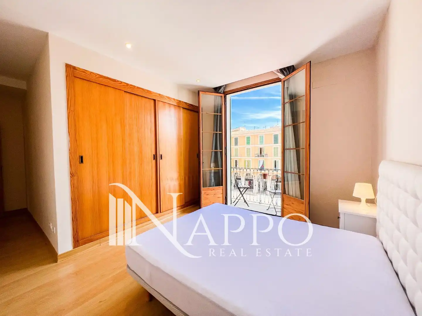 Piso con ascensor en alquiler en plaza major