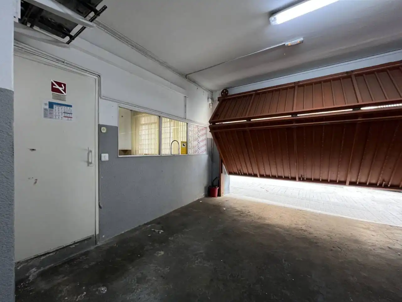 Aparcament de Local de lloguer en  Barcelona Capital