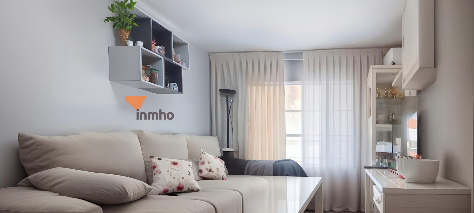 Sala de estar de Piso en venta en  Sevilla Capital con Aire acondicionado y Terraza