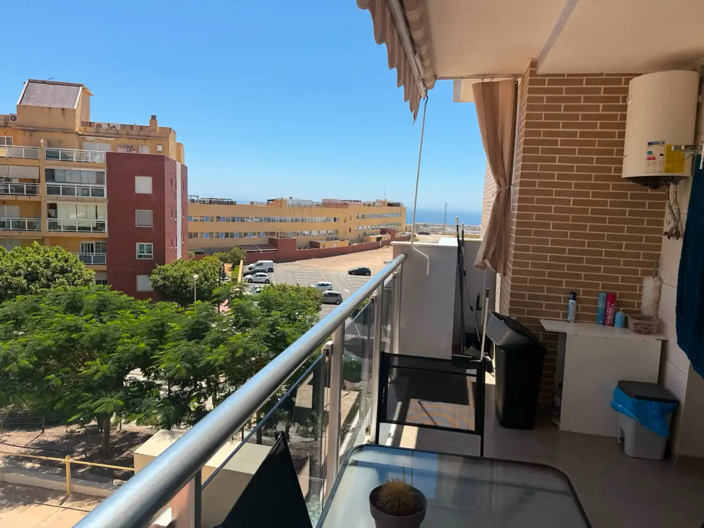 Exterior view of Flat for rent in Roquetas de Mar  with Air Conditioner, Private garden and Terrace