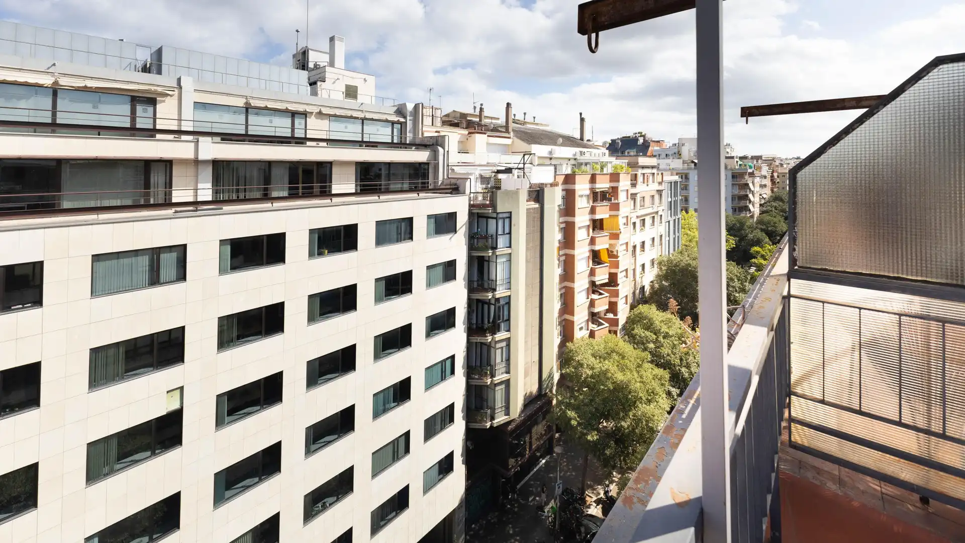 Oficina de alquiler en CALLE SEPULVEDA, 143, Sant Antoni
