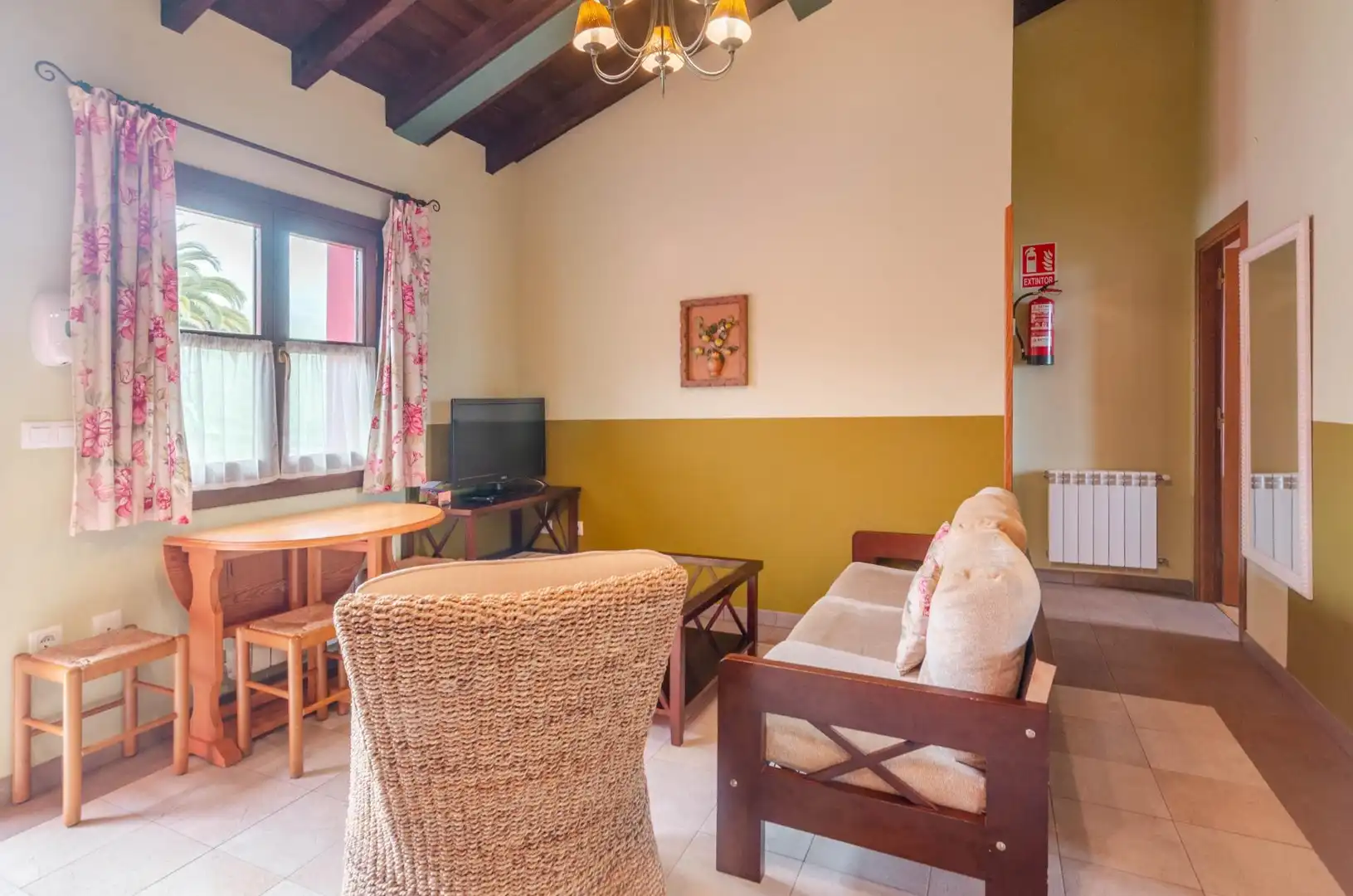 Sala de estar de Edificio en venta en Parres, Asturias