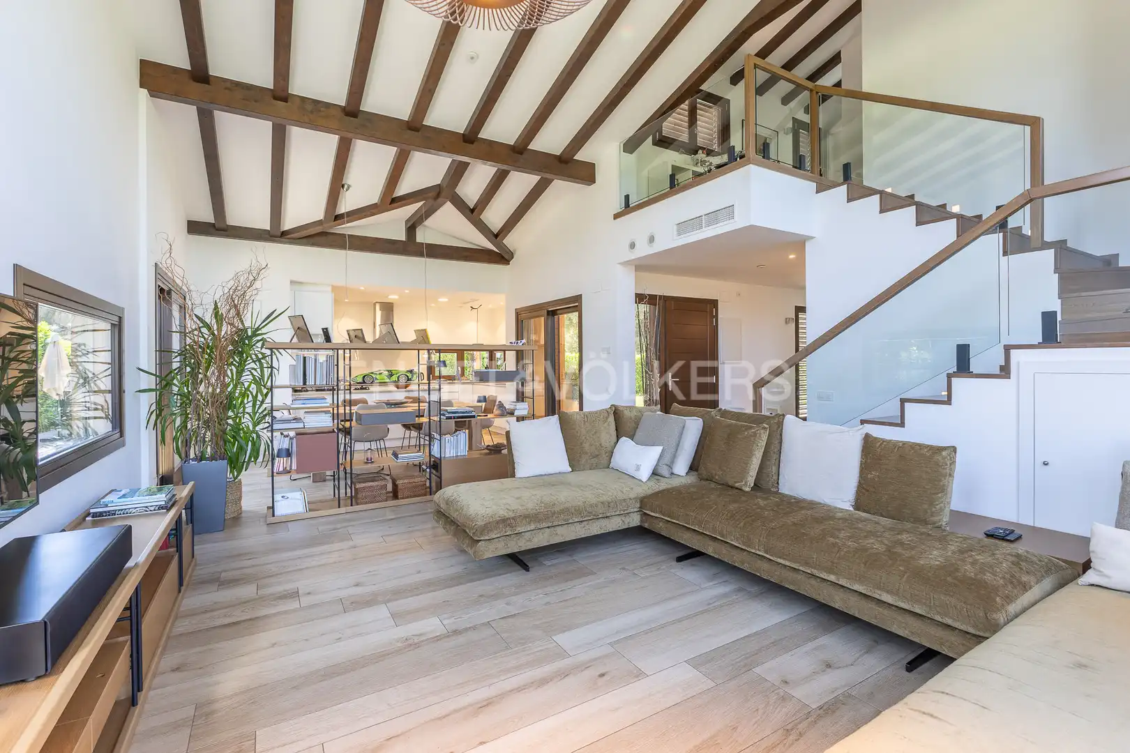 Sala d'estar de Casa o xalet en venda en Sant Esteve de Palautordera amb Aire condicionat, Calefacció i Jardí privat