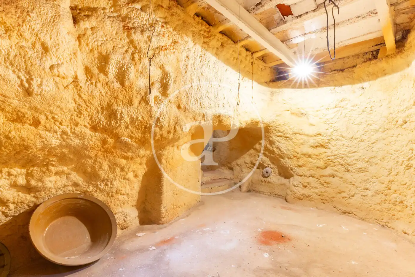 Finca rústica en venda en Utiel amb Calefacció, Terrassa i Traster
