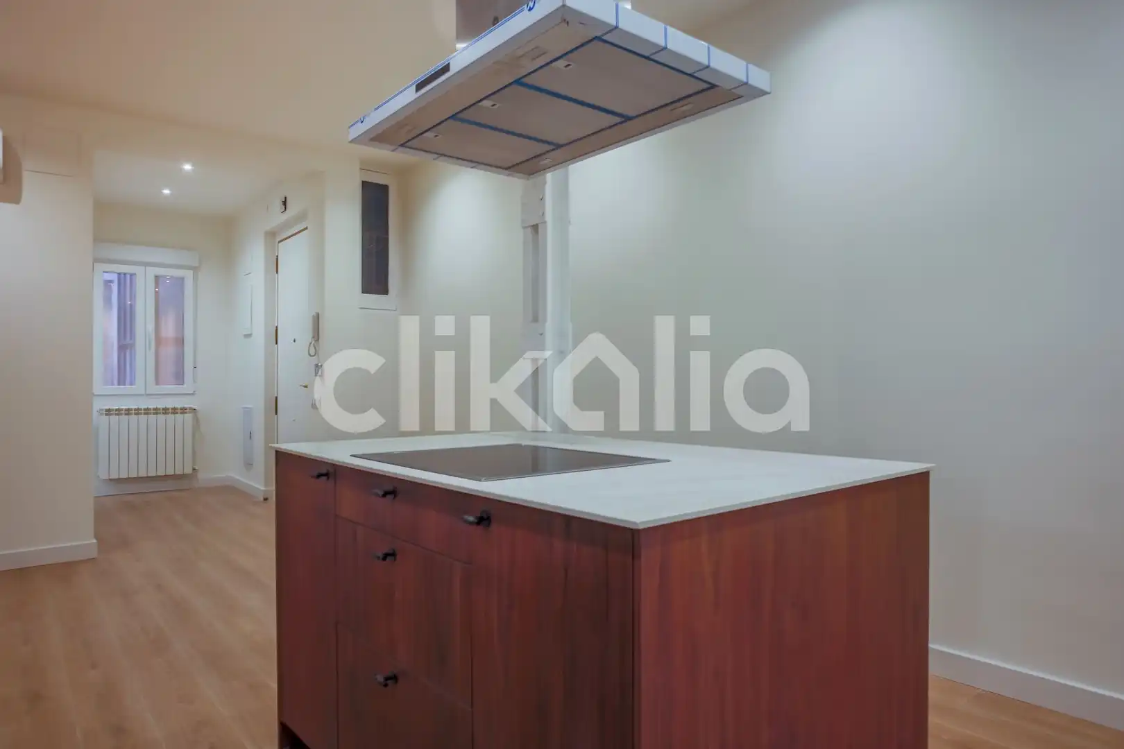 Küche von Wohnung zum Verkauf in Madrid mit Klimaanlage und Heizung