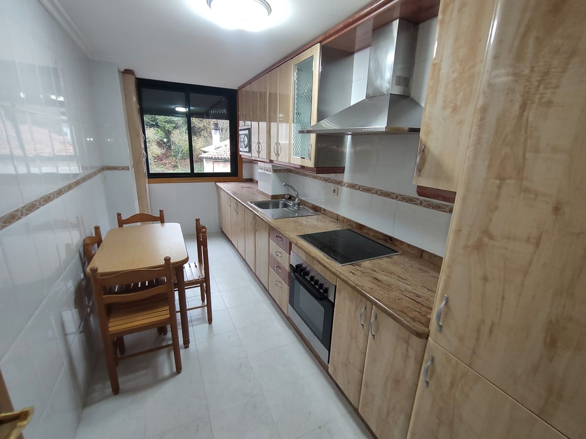 Kitchen of Flat to rent in Covelo  with Heating and Furnished