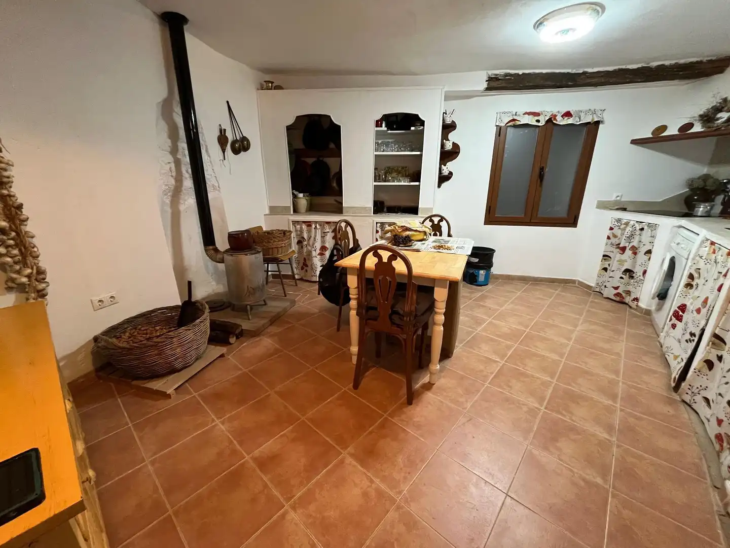 Cuina de Finca rústica en venda en Palomera amb Calefacció