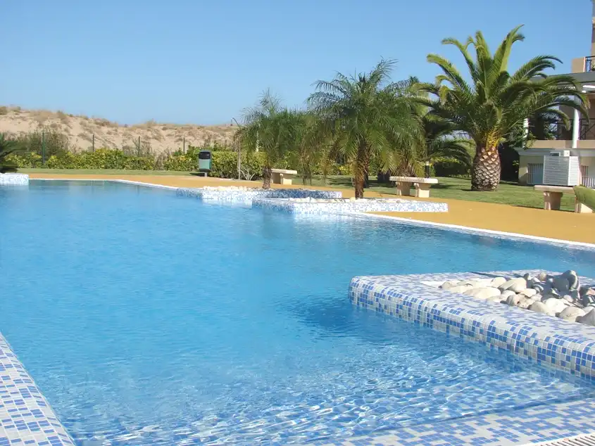 Piscina de Apartament de lloguer en Oliva amb Aire condicionat, Calefacció i Terrassa