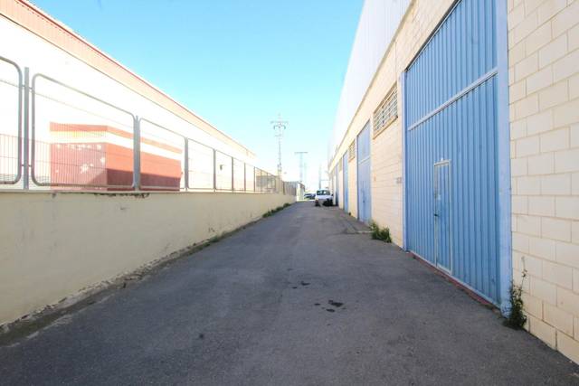 Nave industrial en Alquiler en Pla de la Vallonga