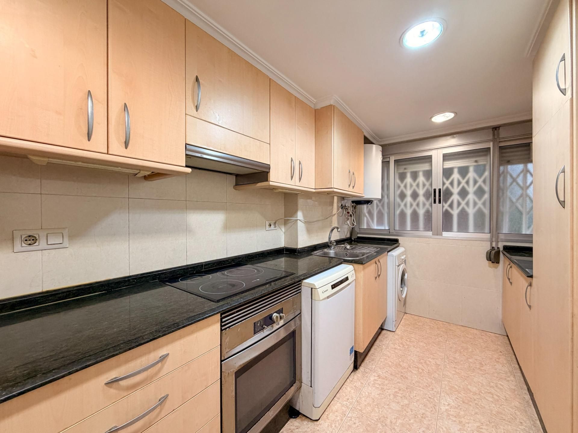 Cocina de Piso en venta en  Valencia Capital con Aire acondicionado y Balcón