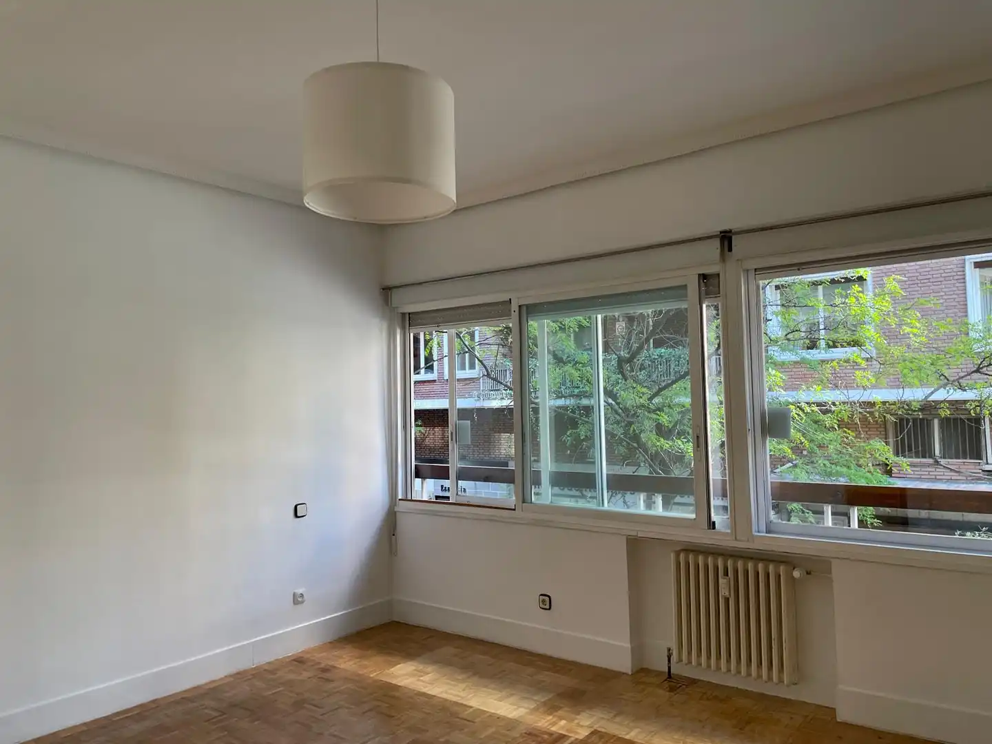 Schlafzimmer von Wohnung zur Miete in Madrid mit Heizung