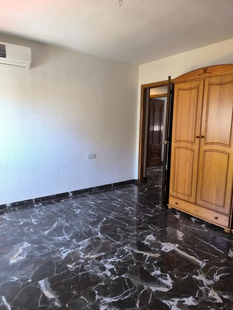 Wohnung zur Miete in Camino de Ronda, 212, Pajaritos