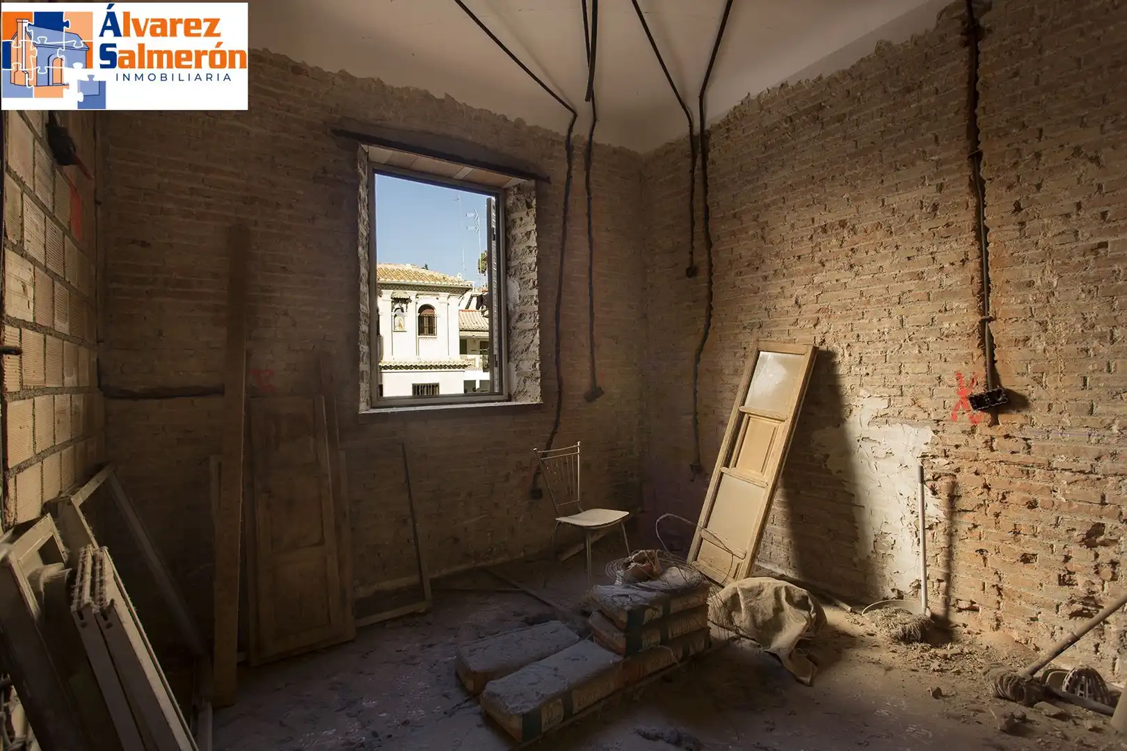 Flat for sale in Granada