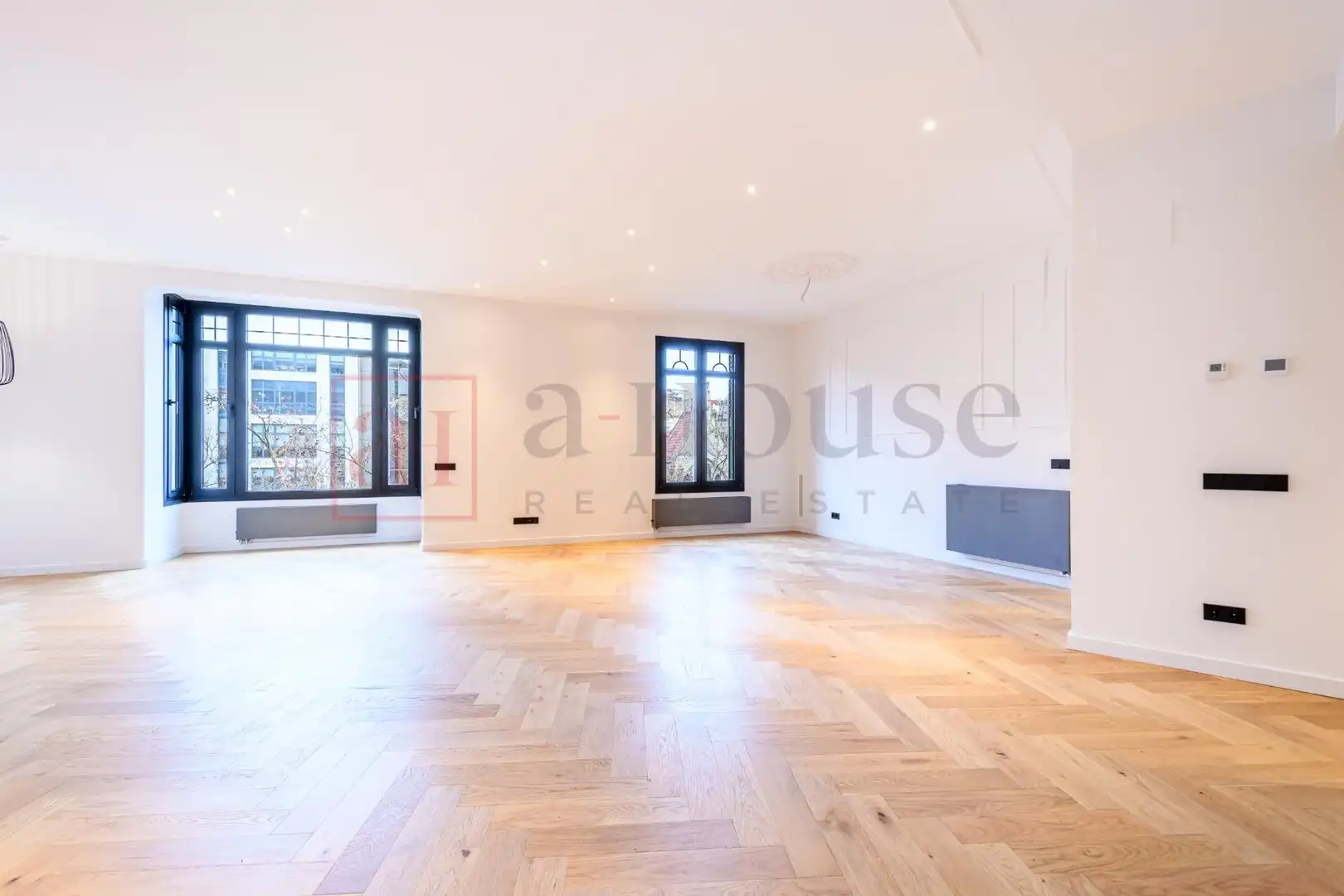 Appartamento con terrazza in vendita a Calle de Còrsega