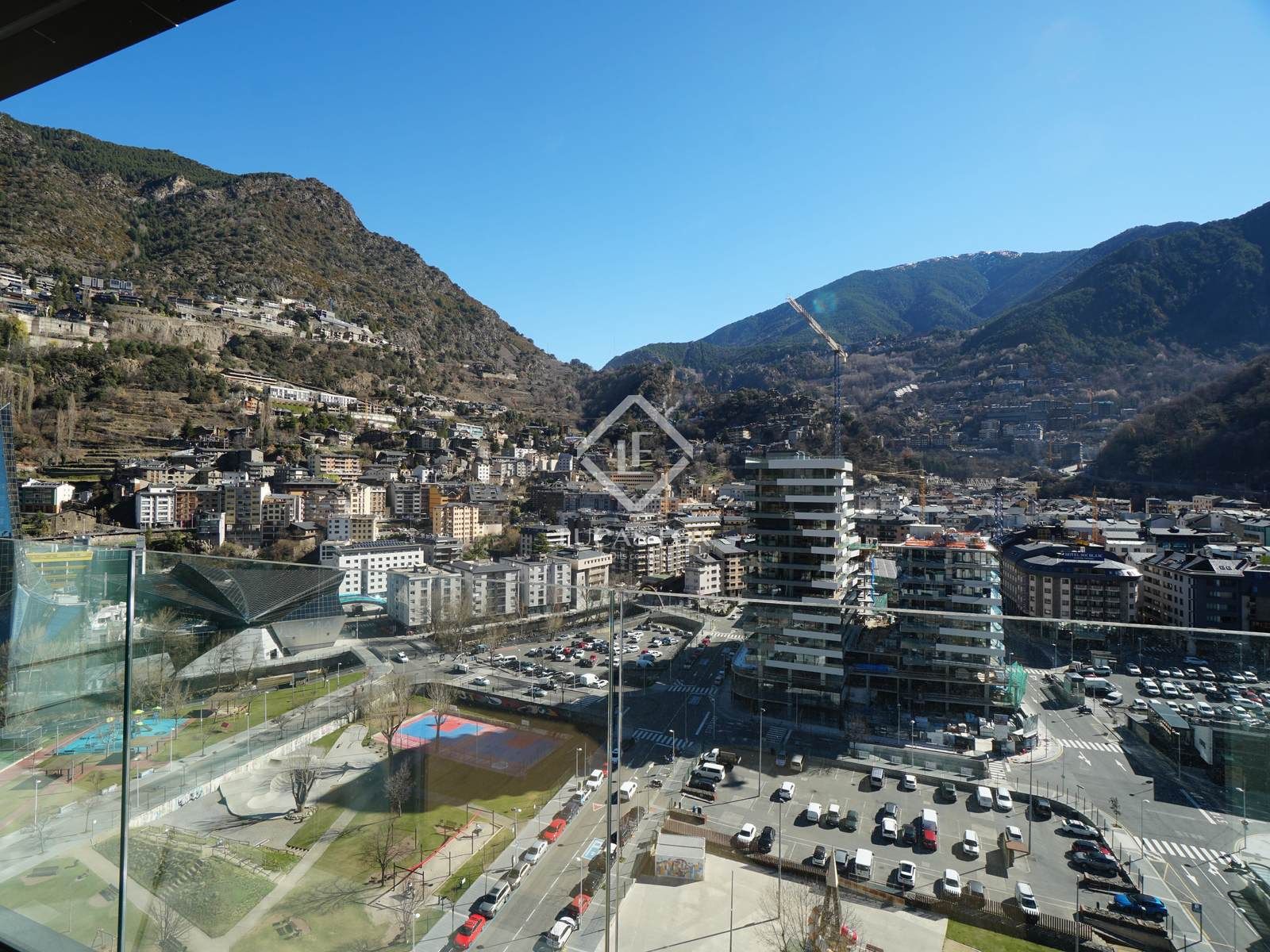 Vista exterior de Pis en venda en  Madrid Capital amb Calefacció i Terrassa