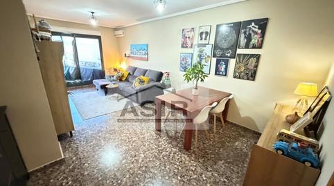 Foto 2 von Wohnung zur Miete in Plaza Cartonatges, Alquenència - Venècia, Alzira