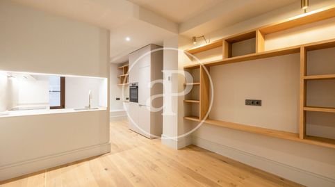 Photo 3 of Flat for sale in Carrer D'entença, Sant Antoni, Barcelona Capital