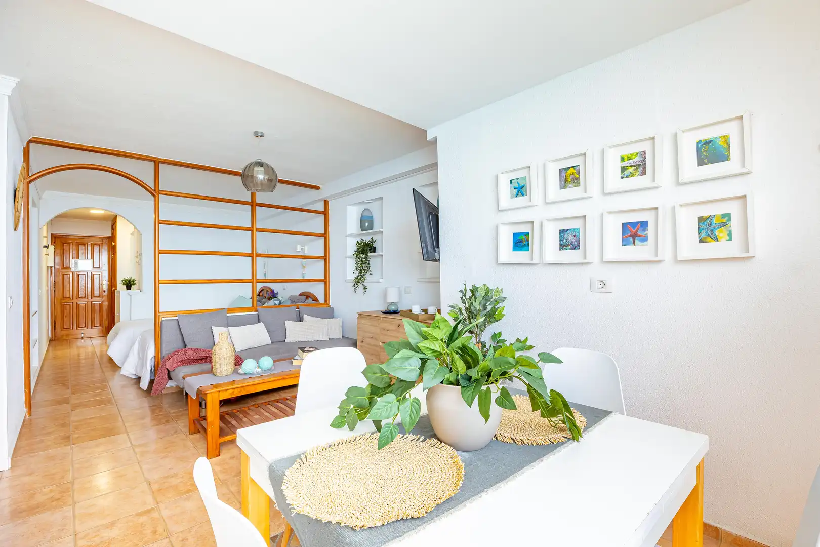 Living room of Flat for sale in Mogán  with Furnished