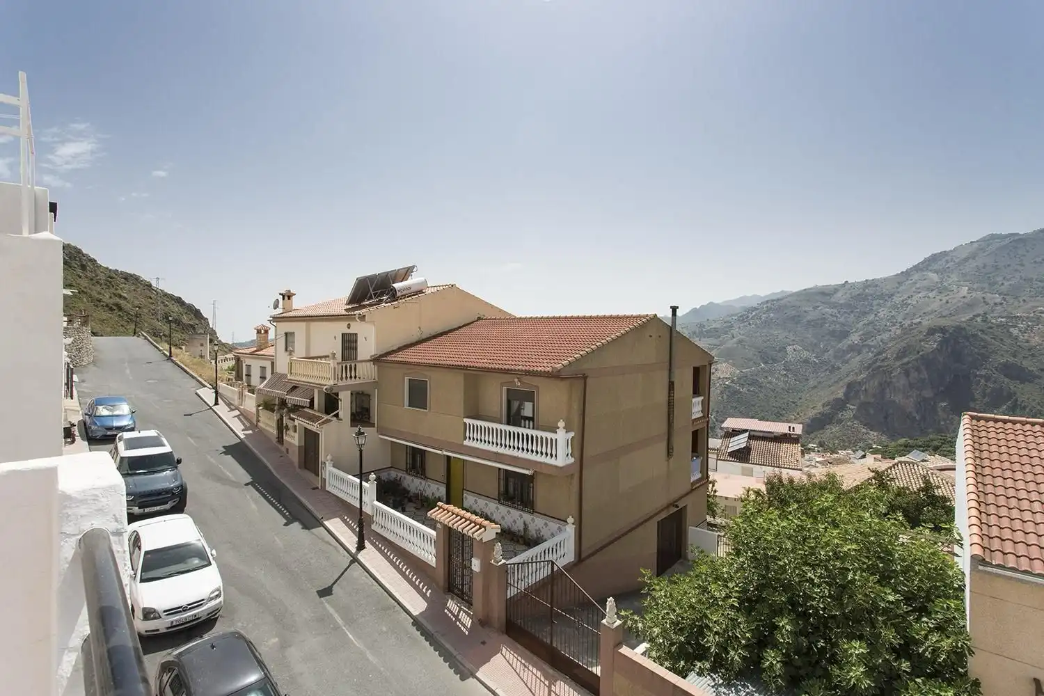 Vista exterior de Dúplex en venta en Lentegí con Aire acondicionado, Terraza y Amueblado