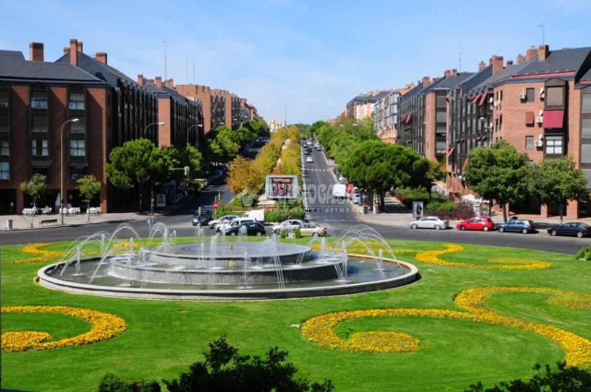 Vista exterior de Pis en venda en  Madrid Capital amb Calefacció i Terrassa