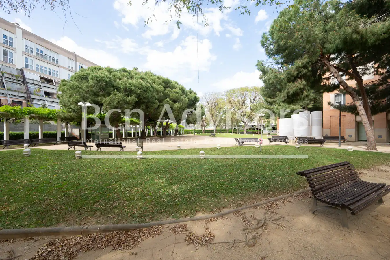Garten von Wohnung zum Verkauf in Barcelona mit Klimaanlage, Heizung und Parkett