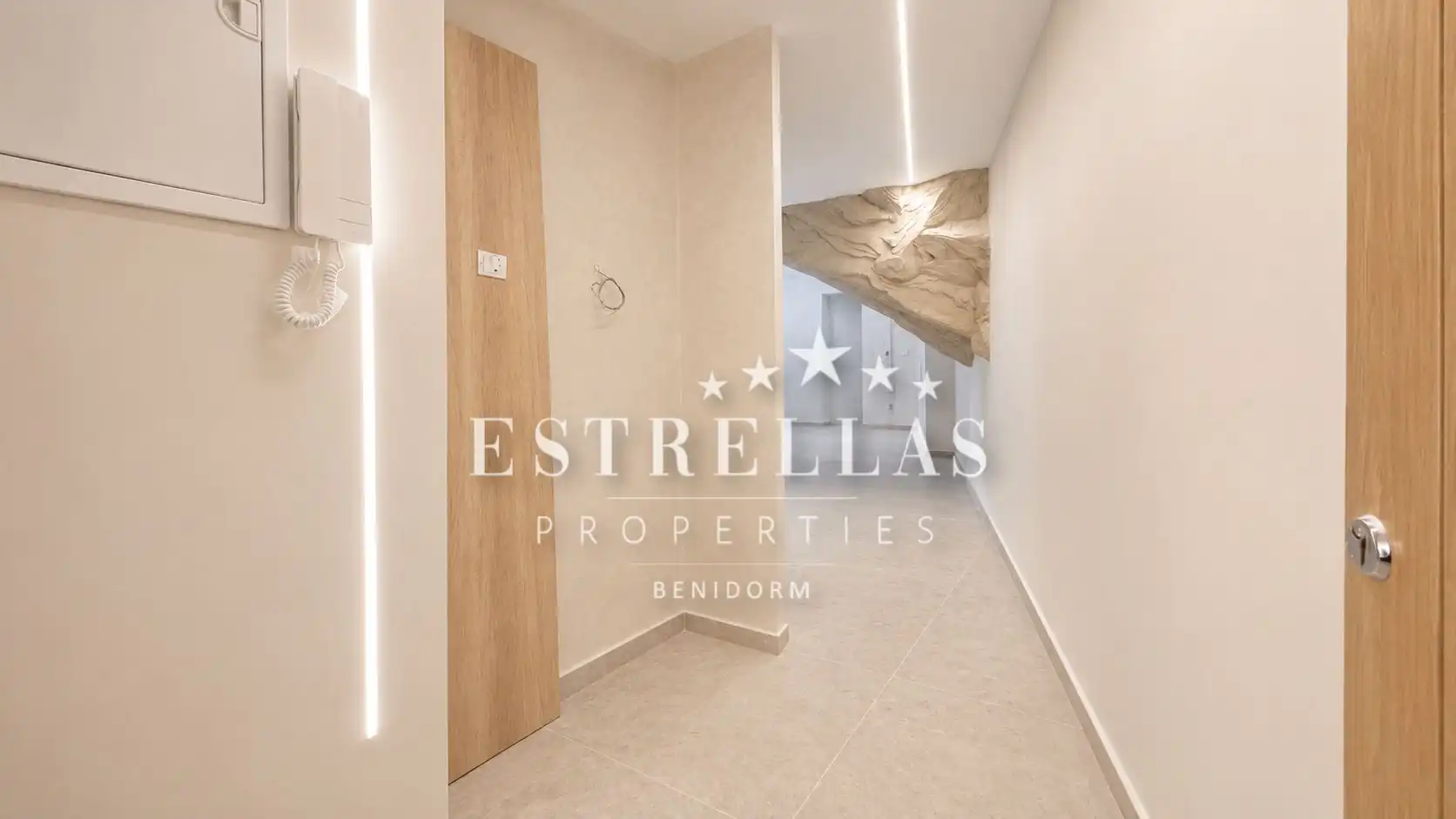 Apartamento en venta en Benidorm con Aire acondicionado, Calefacción y Jardín privado
