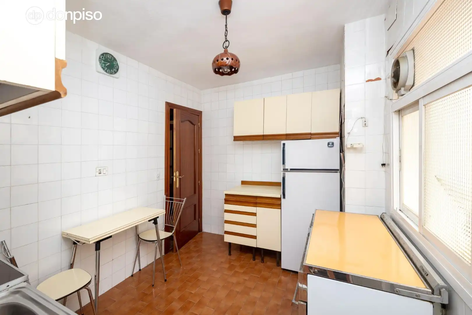Cocina de Piso en venta en Granada con Terraza y Amueblado