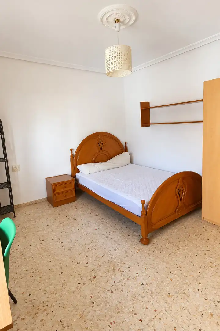 Appartamento con terrazza in affitto a Casco Antiguo, imagen 10