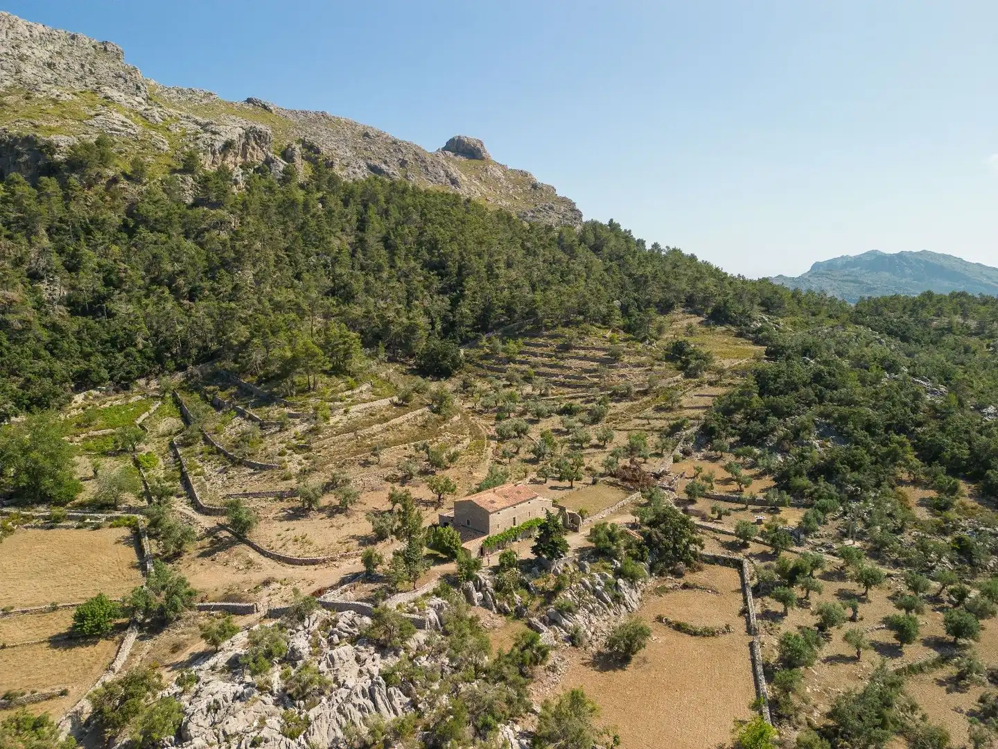 Finca rústica en venta en Escorca con Jardín privado, Terraza y Trastero