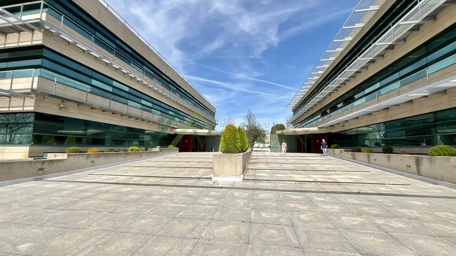 Exterior view of Office for sale in Las Rozas de Madrid  with Heating