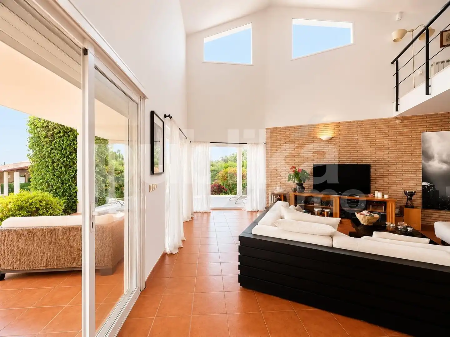 Sala de estar de Casa o chalet en venta en San Vicente del Raspeig / Sant Vicent del Raspeig con Aire acondicionado, Calefacción y Piscina
