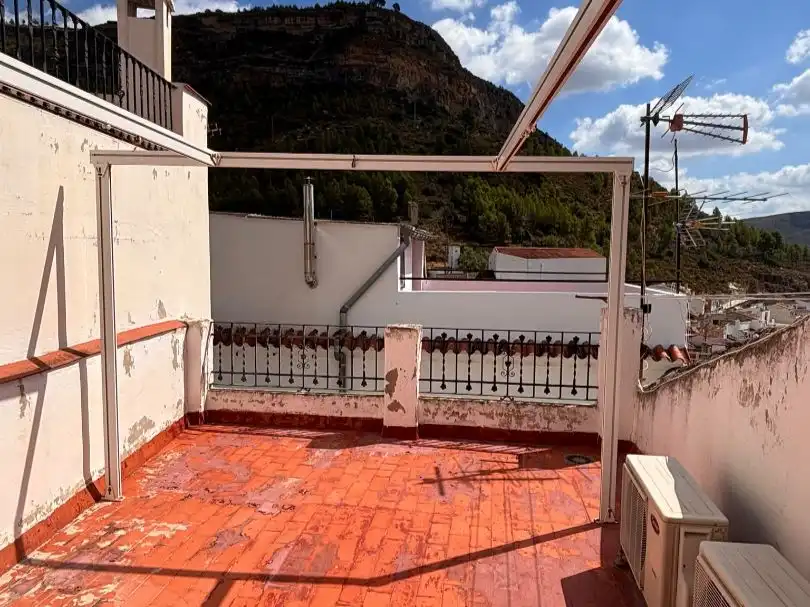 Terrassa de Casa o xalet en venda en Chulilla amb Aire condicionat, Terrassa i Balcó