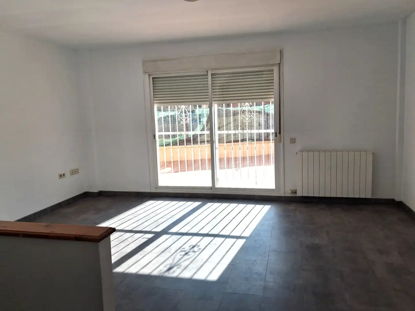 Casa adosada en venta en Osera de Ebro con Calefacción, Parquet y Terraza