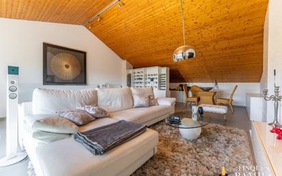 Sala de estar de Casa adosada en venta en Reus con Aire acondicionado y Terraza