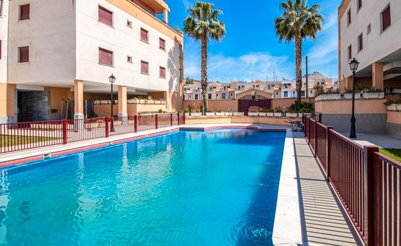 Piscina de Dúplex en venda en Atarfe amb Terrassa, Traster i Piscina comunitària