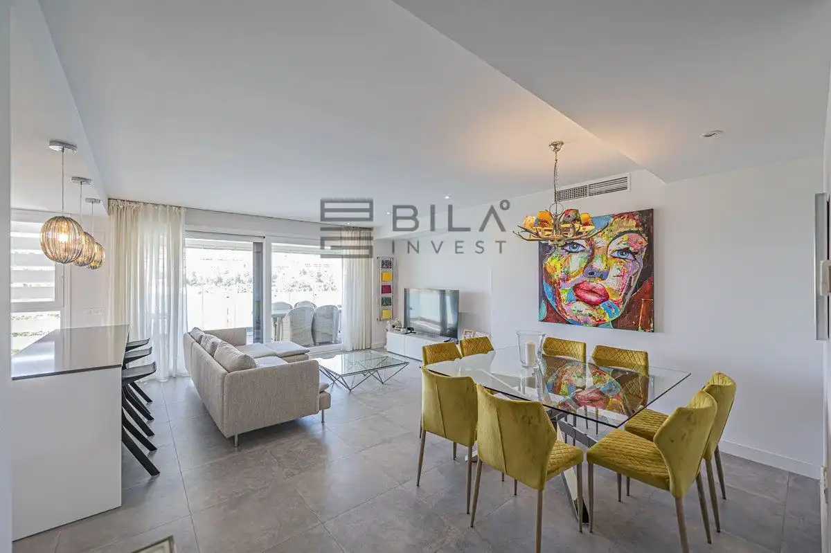 Piso con piscina en venta en Cala Serena, imagen 8