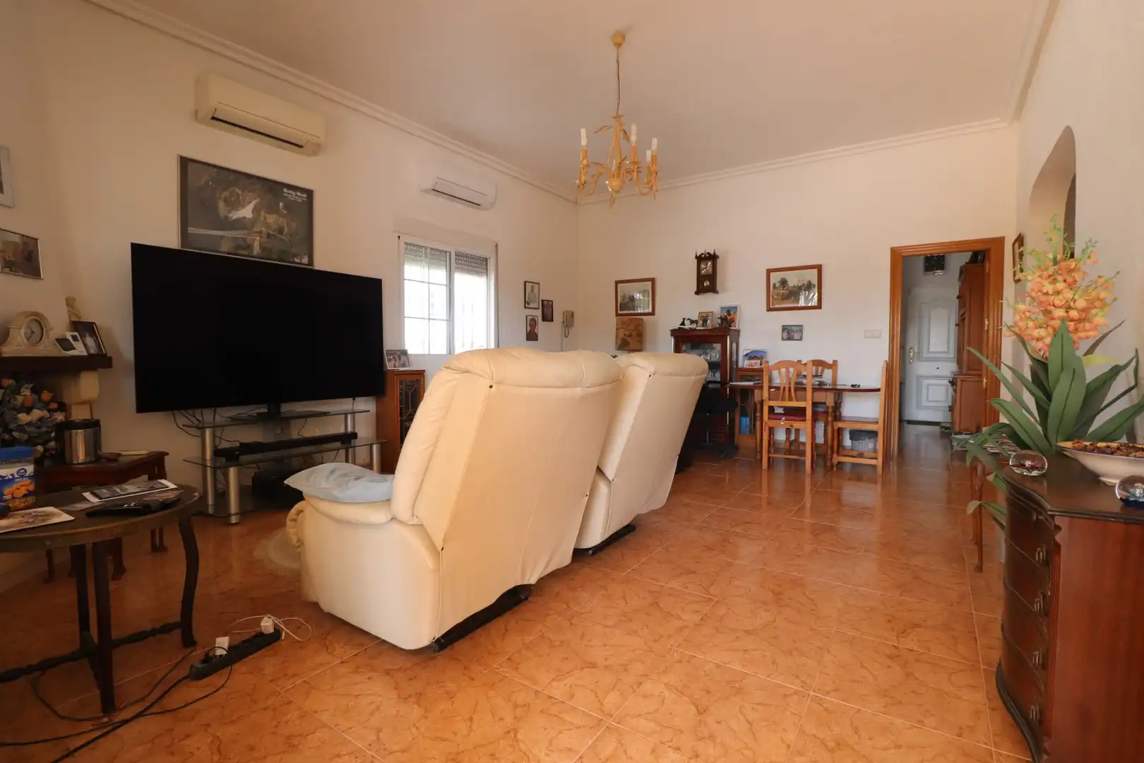 Sala d'estar de Finca rústica en venda en Albatera amb Terrassa i Piscina
