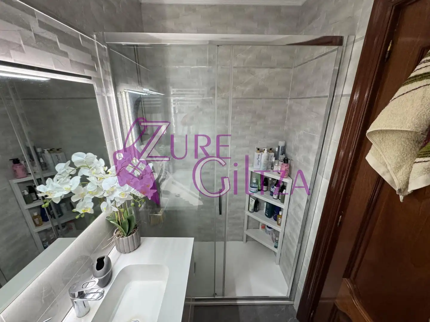 Baño de Piso en venta en Gernika-Lumo con Calefacción, Trastero y Amueblado