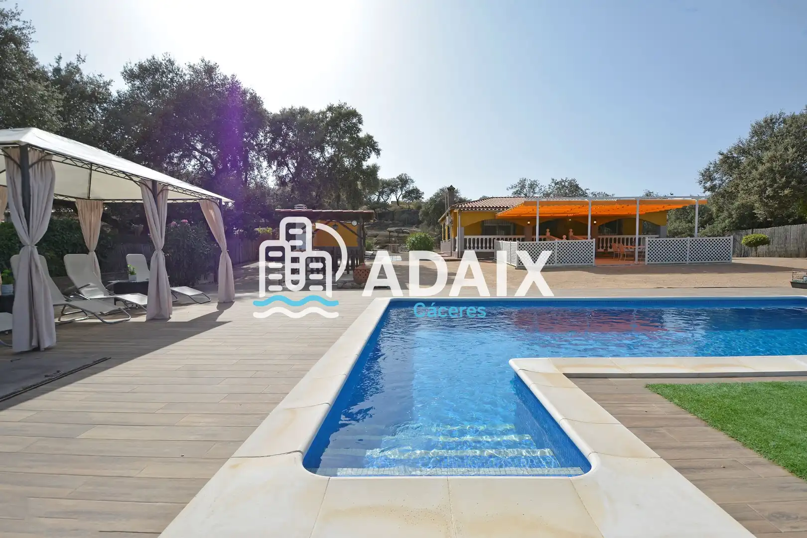 Piscina de Casa o chalet en venta en Torreorgaz con Aire acondicionado, Calefacción y Trastero