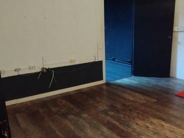 Local comercial en venta en Carrer de Rosalia de Castro 33
