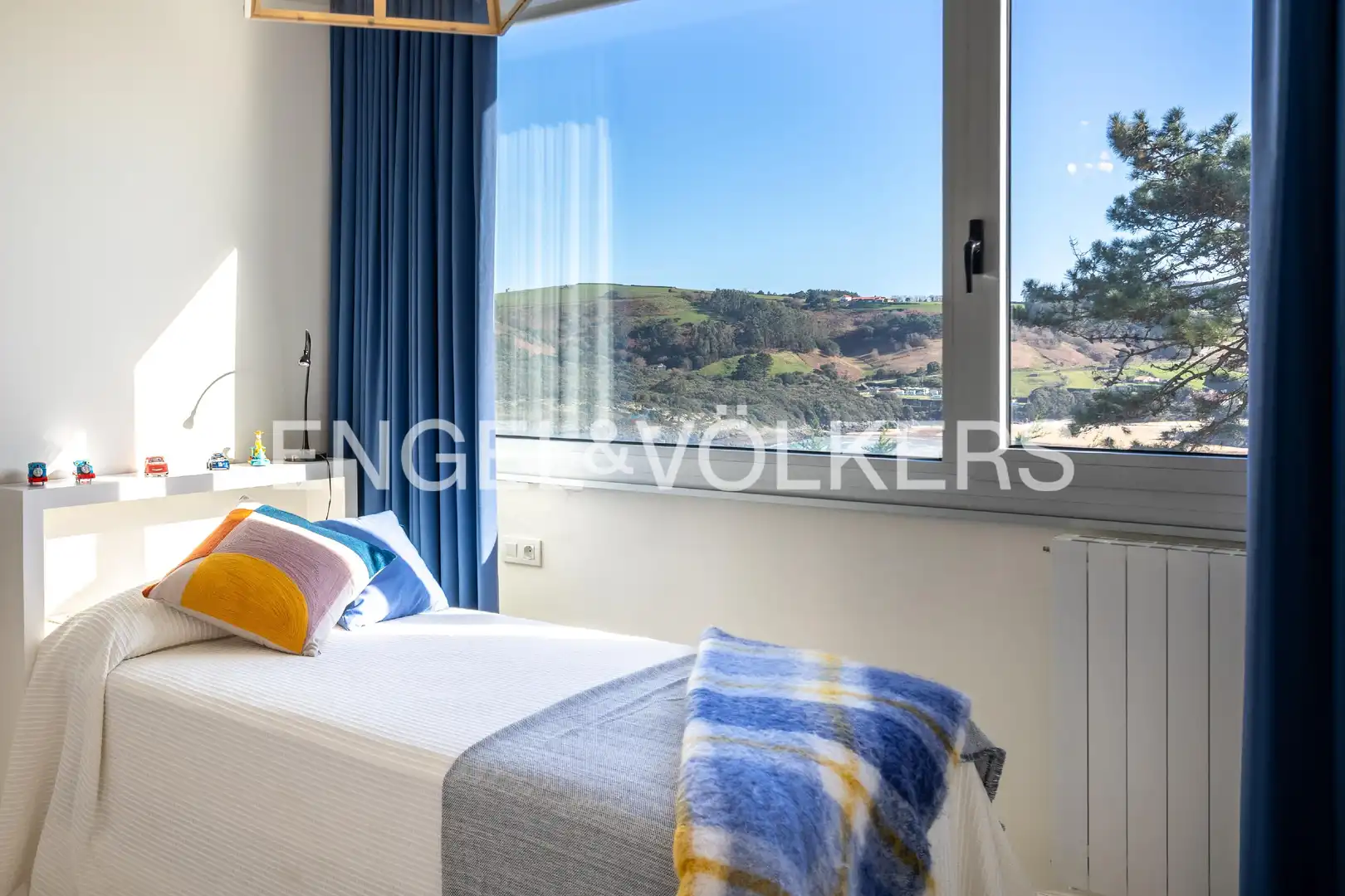 Habitación de Casa o chalet en venta en Bareyo con Calefacción, Jardín privado y Terraza