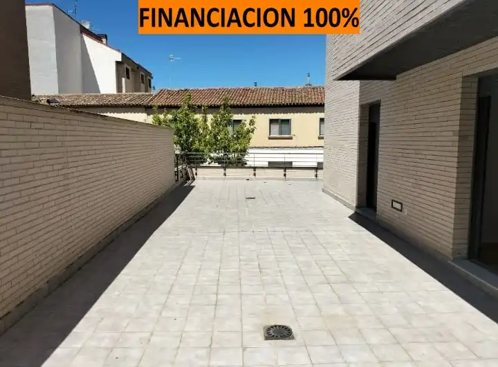 Vista exterior de Piso en venta en Tudela con Aire acondicionado, Calefacción y Terraza
