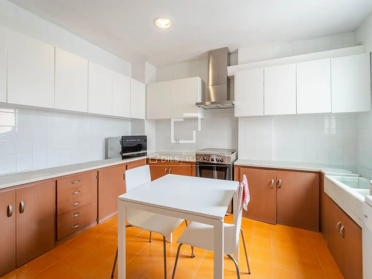 Cocina de Piso en venta en Valencia con Calefacción
