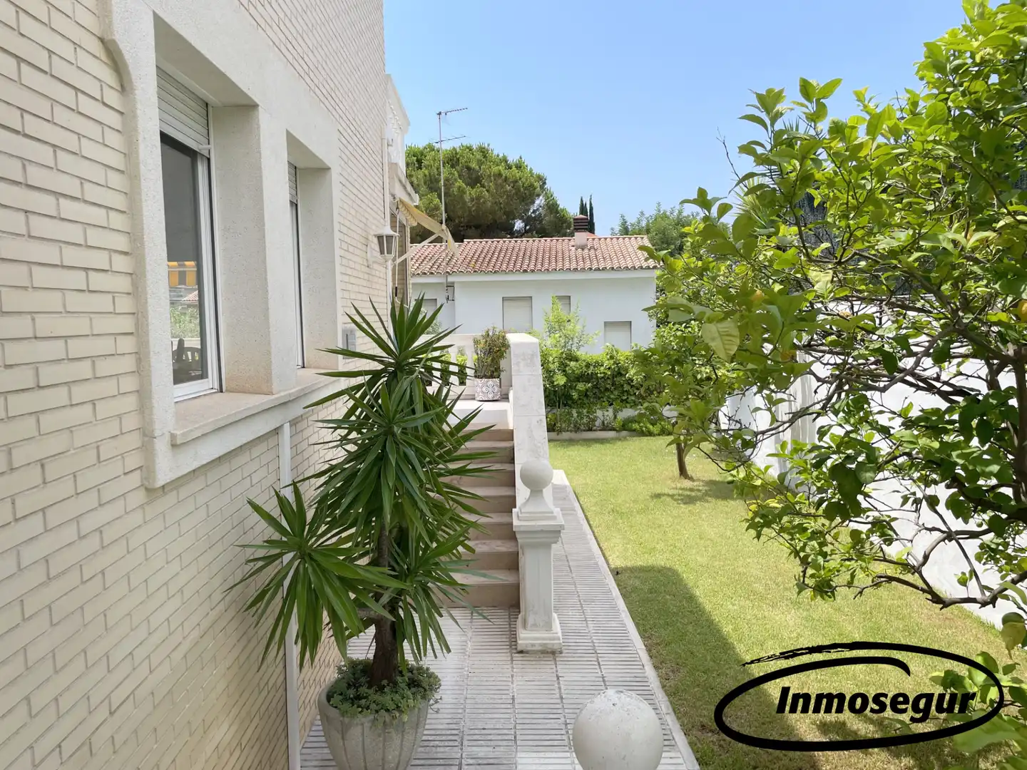 Vista exterior de Casa o xalet en venda en Salou amb Aire condicionat, Calefacció i Jardí privat