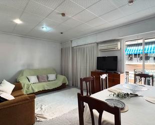 Sala d'estar de Pis en venda en Elche / Elx amb Calefacció, Terrassa i Balcó