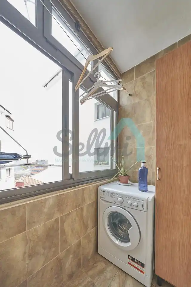 Wohnung zur Miete in Calle Ángel Muñiz Toca, El Cristo