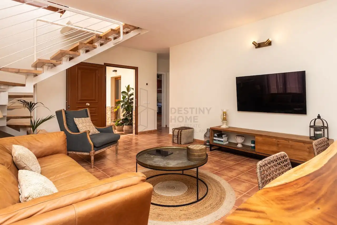 Sala de estar de Casa o chalet en venta en La Oliva con Jardín privado, Terraza y Amueblado