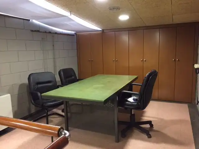 Office for rent in Manlleu  with Air Conditioner, Storage room and Furnished