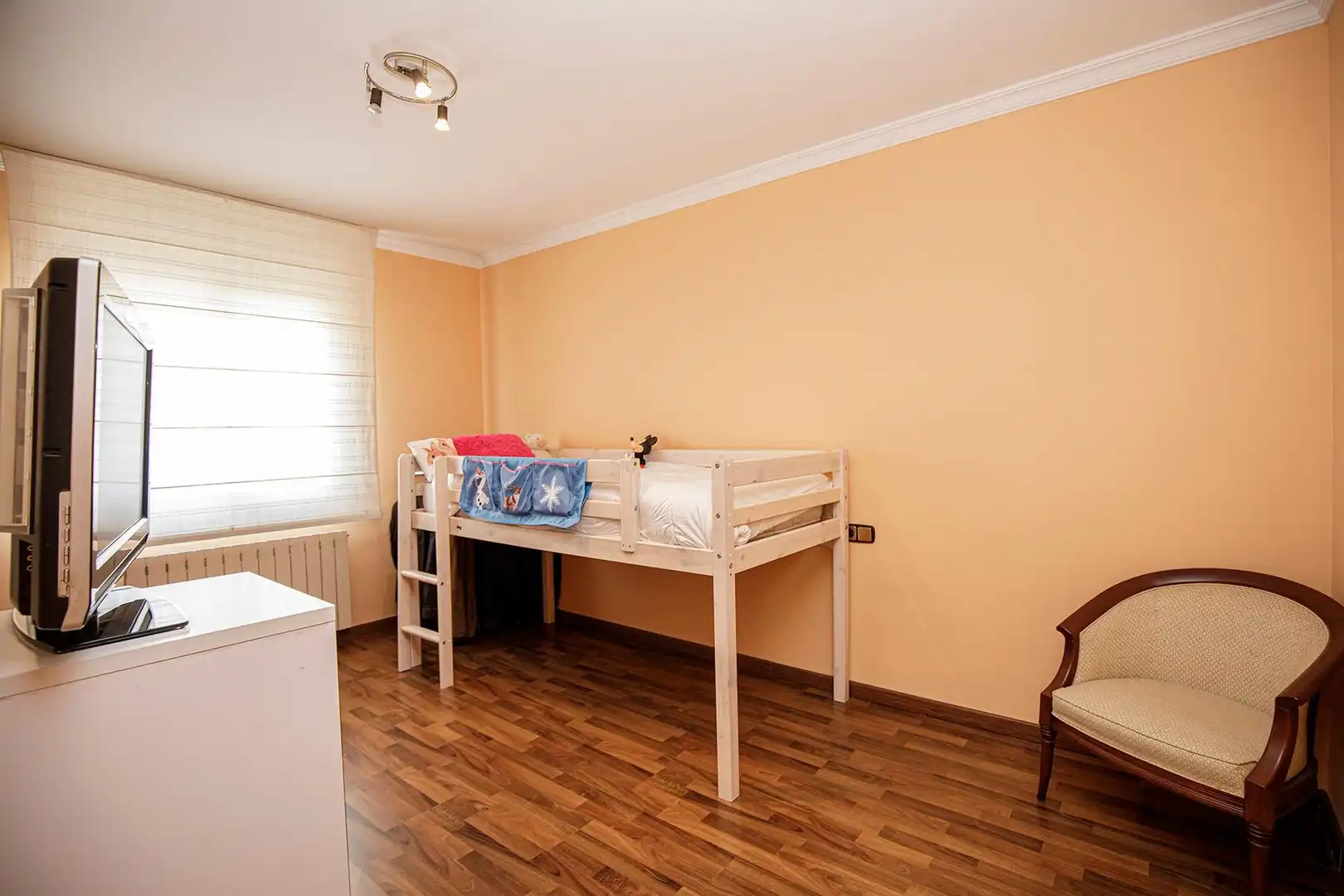 Habitación de Casa o chalet en venta en Quart con Aire acondicionado, Jardín privado y Terraza
