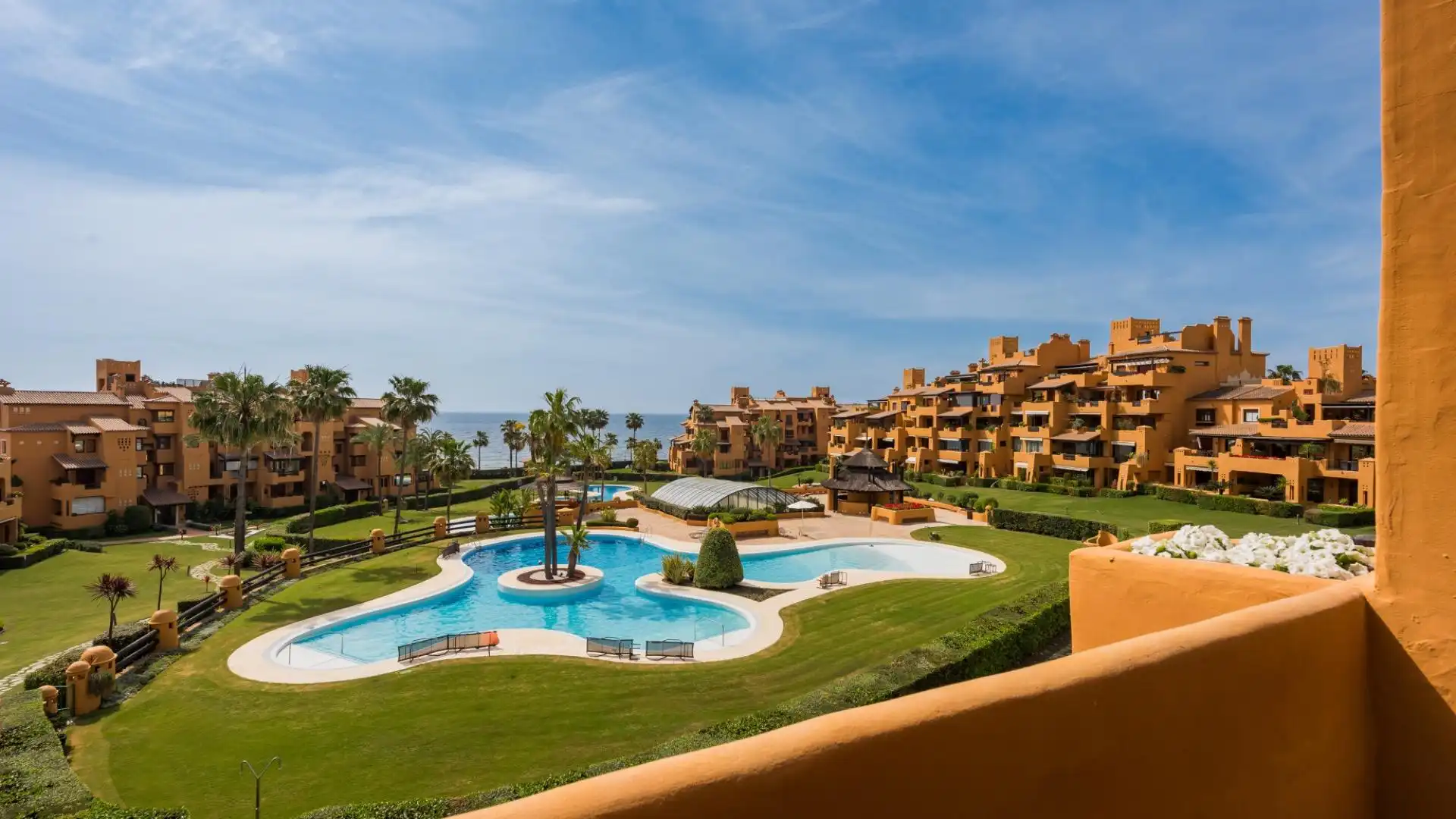Garten von Wohnungen zum Verkauf in Estepona mit Klimaanlage, Heizung und Privatgarten